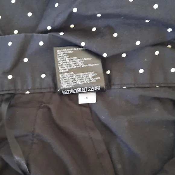 UNIQLO Polka Dot Circle Skirt - Picture 4 of 6